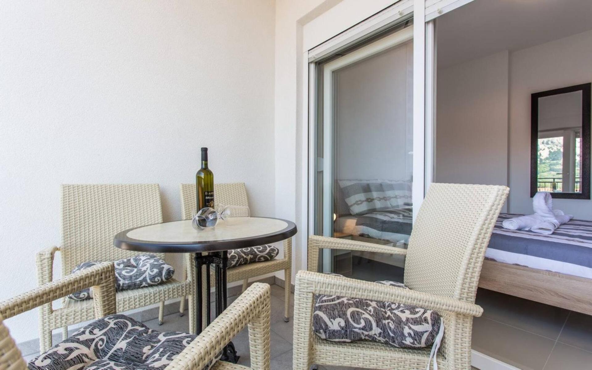 Apartments Bernardeta 1 Baška Екстериор снимка